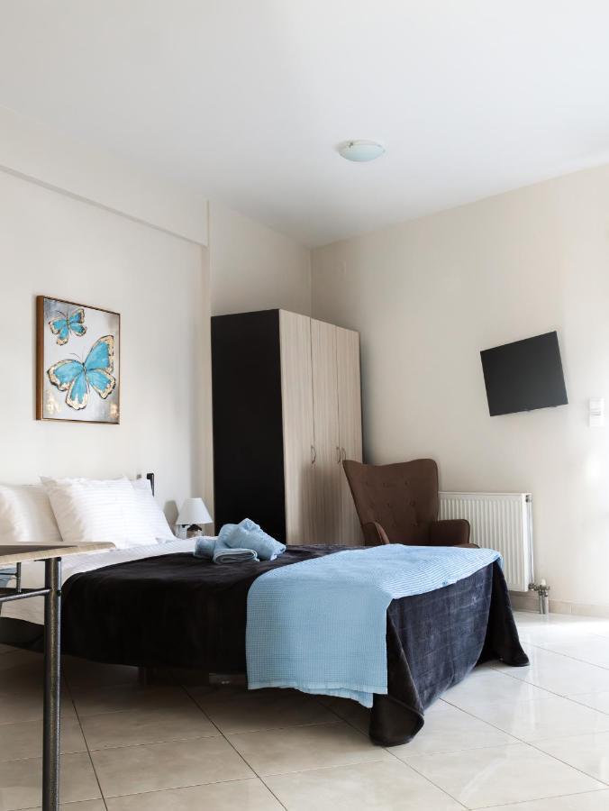 Evzoi Apartment Chalkida Bagian luar foto