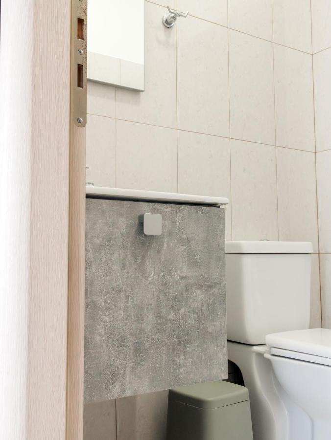 Evzoi Apartment Chalkida Bagian luar foto