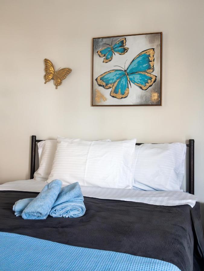 Evzoi Apartment Chalkida Bagian luar foto