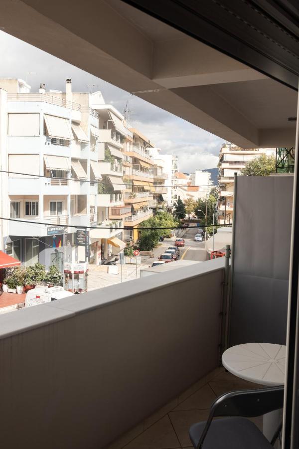 Evzoi Apartment Chalkida Bagian luar foto